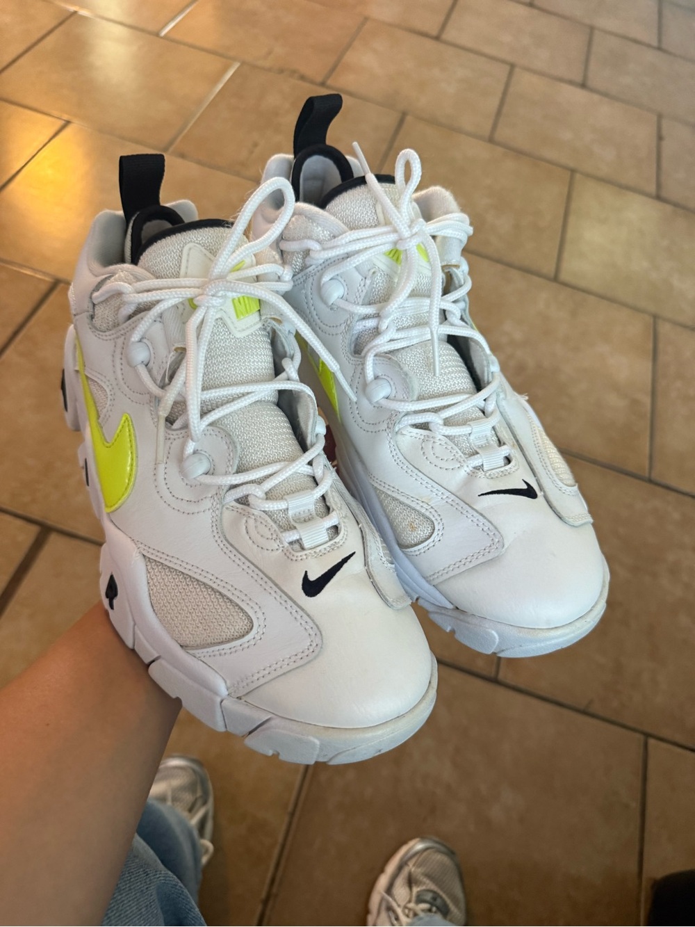 Nike White Sneakers with Neon Green Insole and Black Trim - Picture 14 of 15